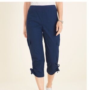 Chico's Zenergy Flower Embroidered cropped cargo pull on pants ankle ties L
